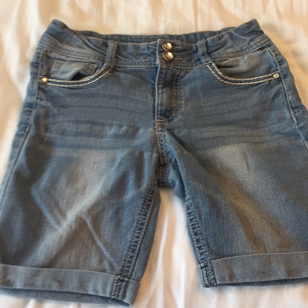 Faded glory medium length shorts